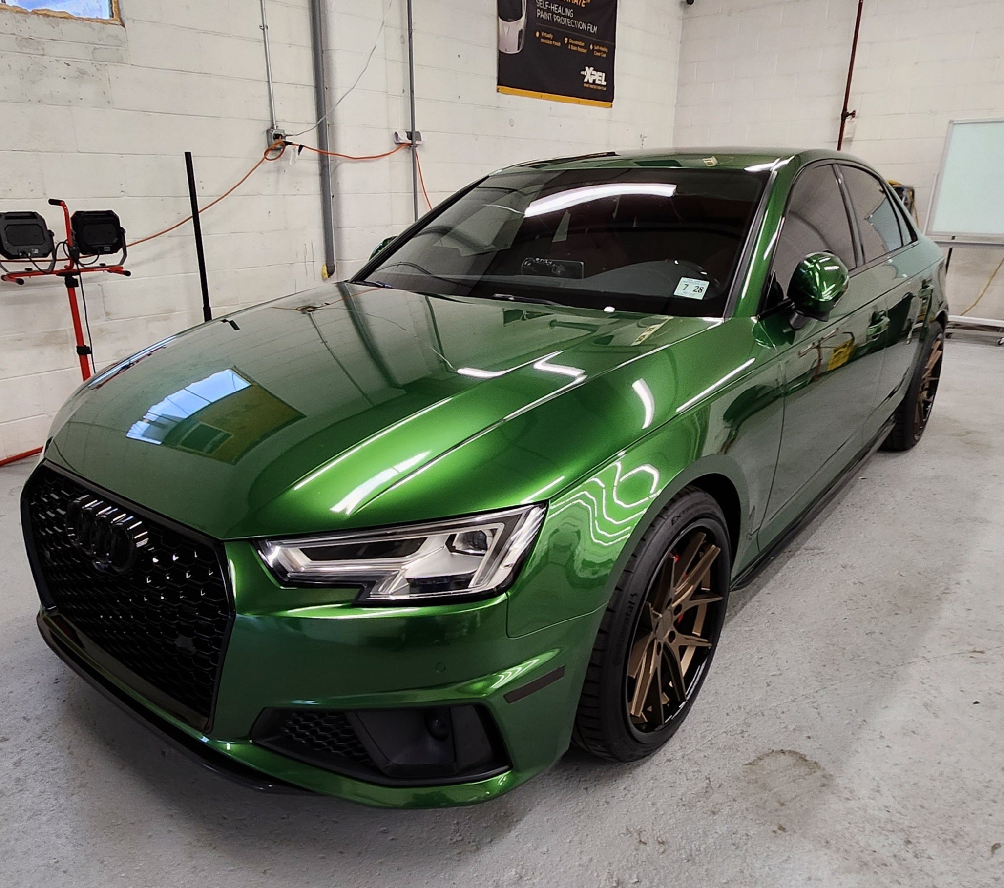 Teckwrap Gloss Metalic Sonoma Green Vinyl Wrap | HM12